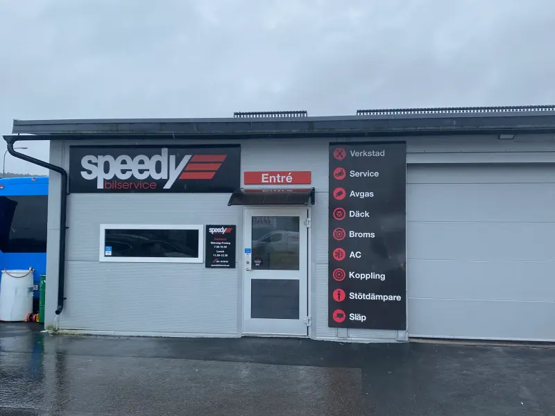 Speedy Partille – Fasadskylt och entrédekor