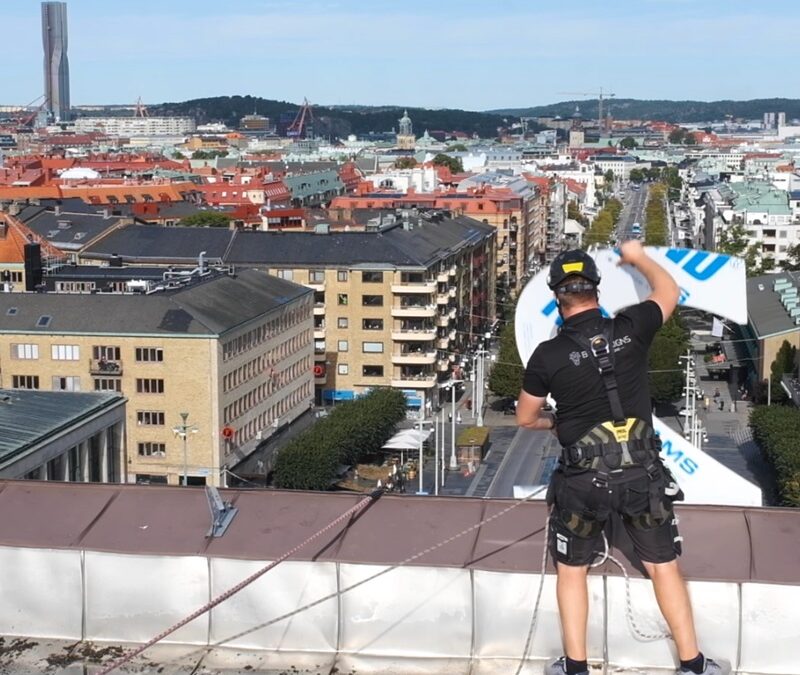 Brightsigns erbjuder säker demontering av skyltar i Göteborg